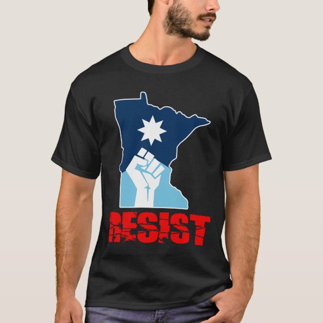 Motstå Minnesota Raisad Näve T Shirt (Framsida)
