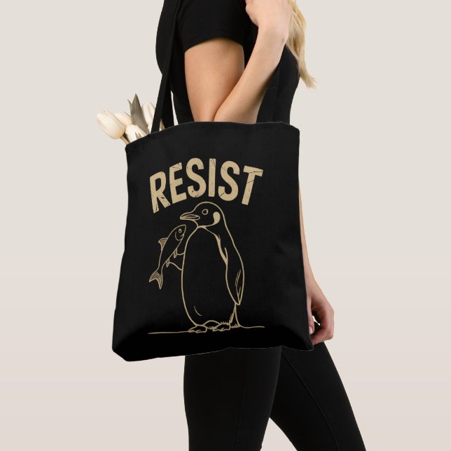 Motstå Pingviners Aktivism Protest Vintage Tygkasse (Närbild)