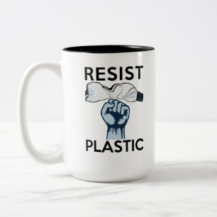 Motstå plast- flaskor i våra hav Två-Tonad mugg