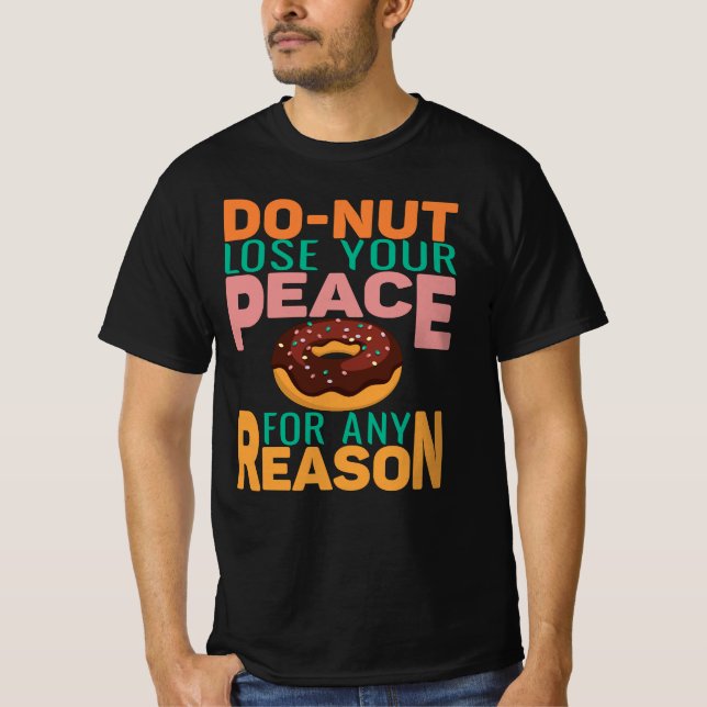 MÖTTER. T SHIRT (Framsida)