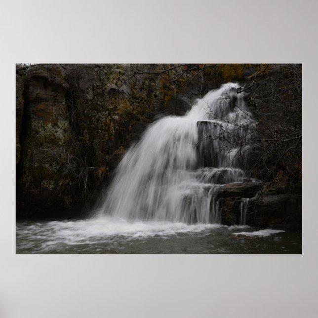 Mound Bäck Falls Poster (Framsidan)