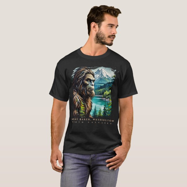 Mount Baker Washington Sasquatch Scenic T Shirt (Hel framsida)