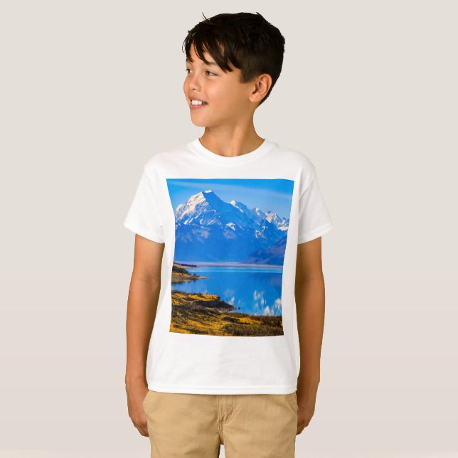 Mount Cook Overlook Sjö Pukaki, NZ T Shirt (Hel framsida)