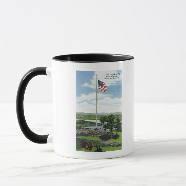 Mount Defiance Giant Flagpole Scene Mugg (Vänster)