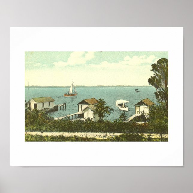 Mount Dora, FL, Boat House Row, 1907 Poster (Framsidan)