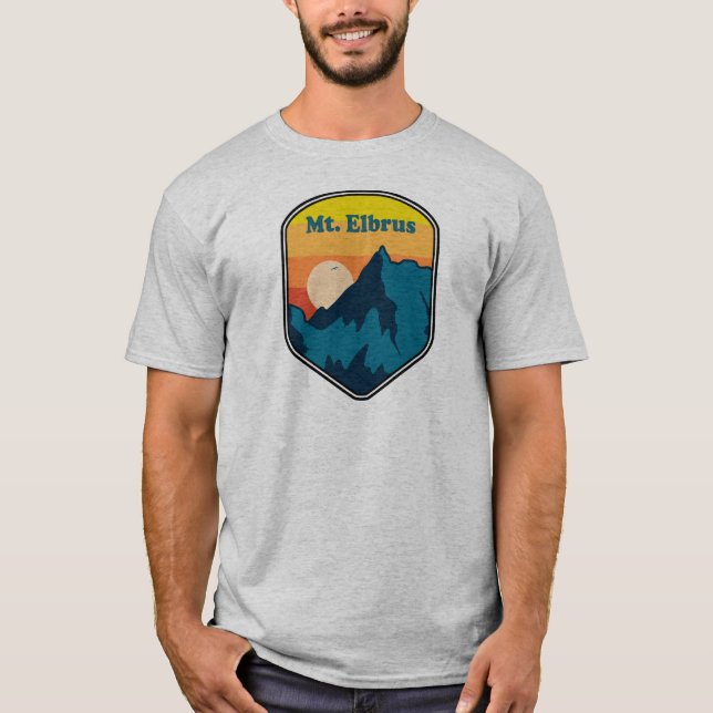 Mount Elbrus Ryssland Soluppgång T Shirt (Framsida)
