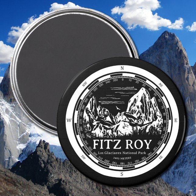 Mount Fitz Roy - Cerro Chaltén Sydamerika Magnet (Mount Fitz Roy Magnet in Back with a white compass and mountain illustration)