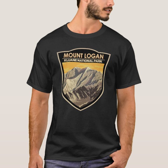 Mount Logan Canada Travel Art Vintage T Shirt (Framsida)