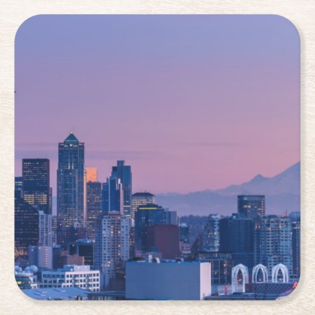 Mount Rainier i bakgrunden Underlägg Papper Kvadrat (Framsidan)