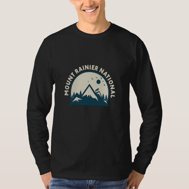 Mount Rainier National Park Hiking Vacation  17 T Shirt (Framsida)