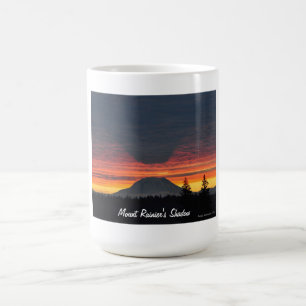Mount Rainier och dess skuggar muggen Kaffemugg