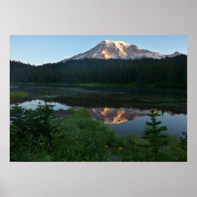 Mount Rainier Reflected Sunrise II Poster (Framsidan)