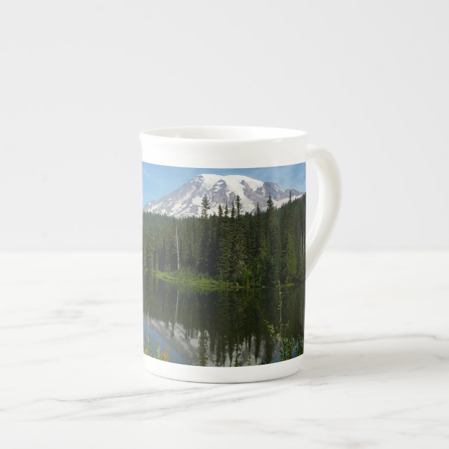 Mount Rainier sjöreflektion med vilda blommor Benporslin Mugg (Framsida höger)