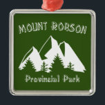 Mount Robson Provincial Park Julgransprydnad Metall<br><div class="desc">Mount Robson Provincial Park,  den näst äldsta parken i British Columbias parksystem,  är verkligen en av världens krona-juveler. Det berg som parken kallas för skyddar parkens westerna entré och är den högsta toppen i den kanadensiska Rockies.</div>
