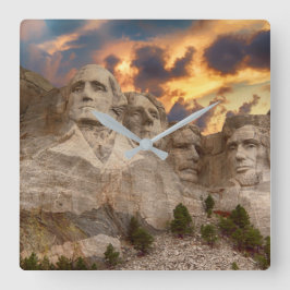 Mount Rushmore på Dusk Fyrkantig Klocka