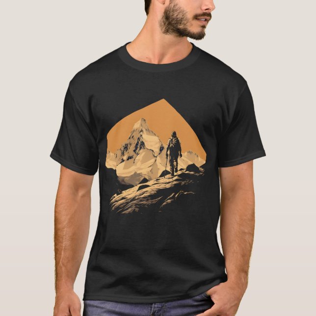 Mountain Äventyr Hiking T Shirt (Framsida)