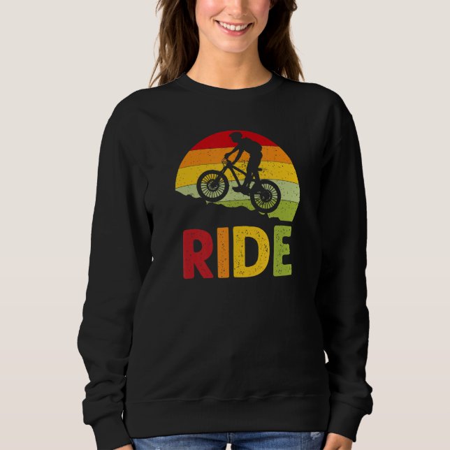 Mountain Bike Ride Retro Sunset T Shirt (Framsida)