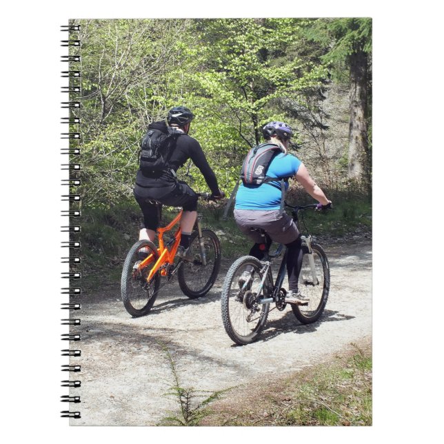 MOUNTAIN BIKING ANTECKNINGSBOK (Framsidan)