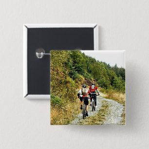 MOUNTAIN BIKING KNAPP