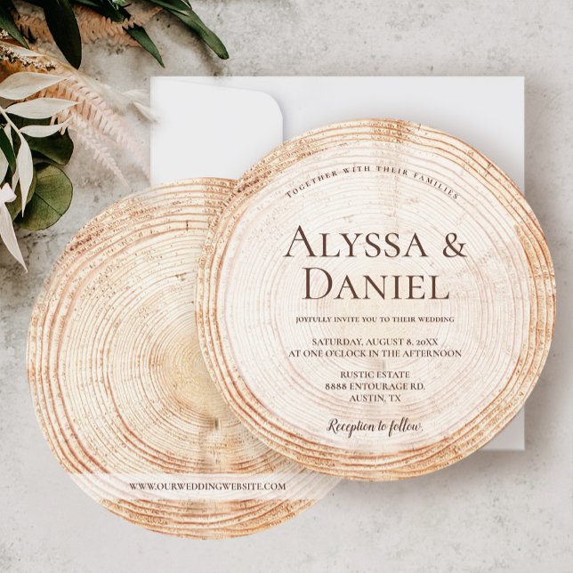 Mountain Boho Forest Wood Rustic Bröllop Inbjudningar (Round circle rustic wood wedding invitation. Mountain forest wedding nature inspired.)
