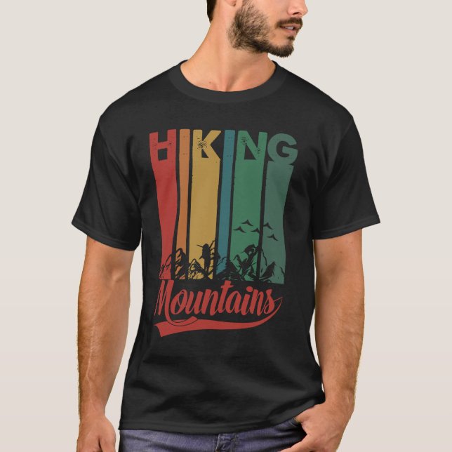 Mountain Hiking Adventure Wilderness Trekking Hike T Shirt (Framsida)