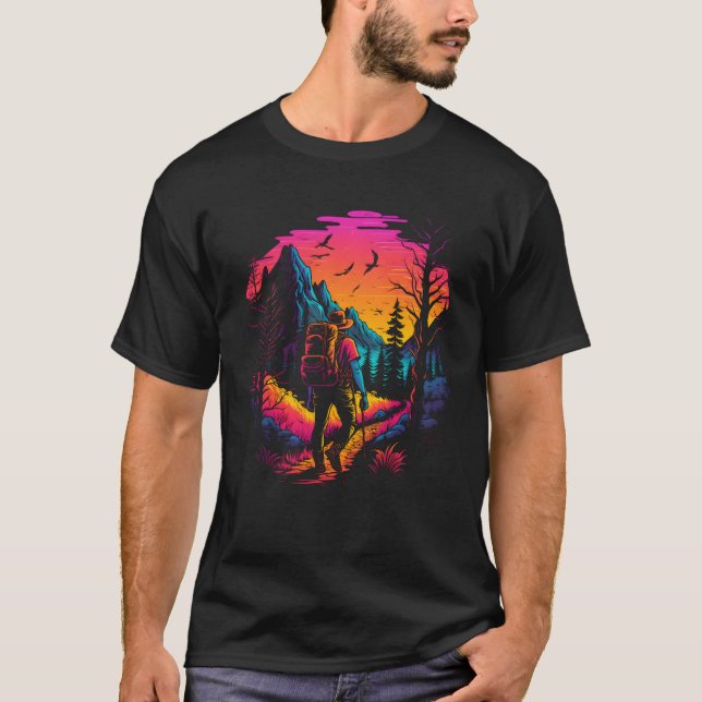 Mountain Hiking T Shirt (Framsida)