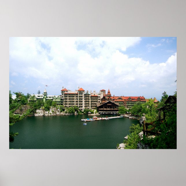 Mountain House Poster (Framsidan)