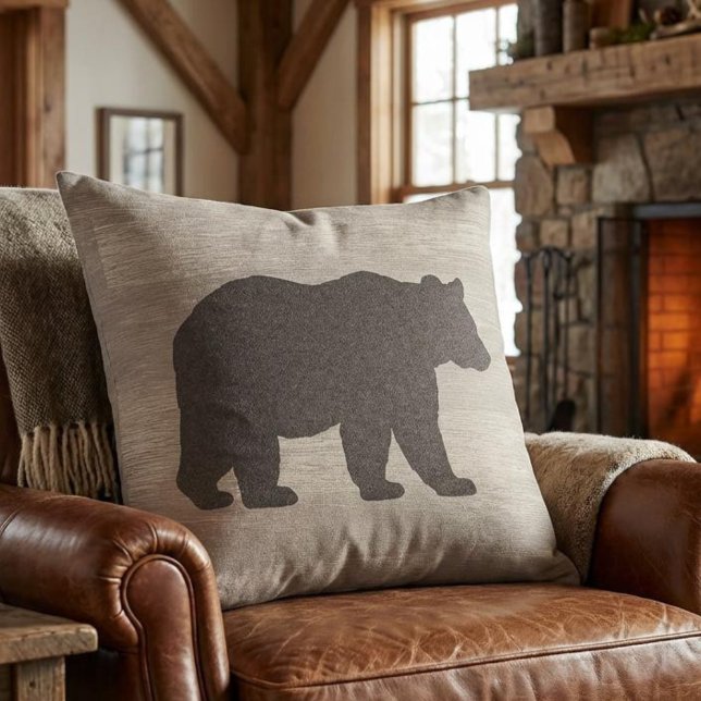Mountain Lodge Bear Silhouette Throw Pillow Kudde (bear silhouette throw pillow for mountain cabin)