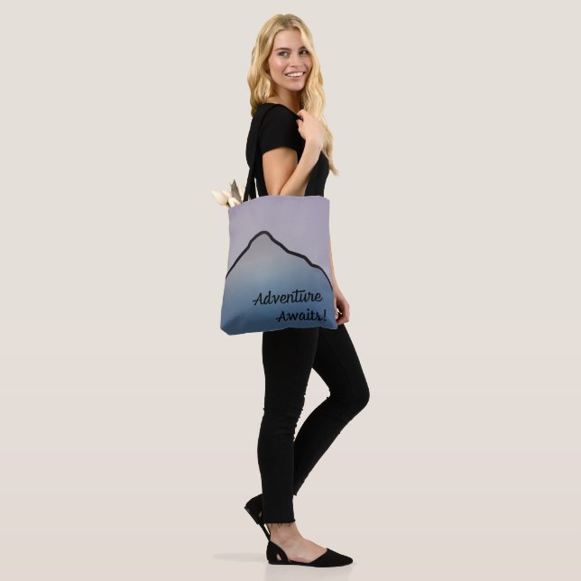 Mountain Scene Äventyr Awaits Tote Bag Tygkasse (På modell)