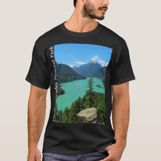 Mountain Sjö landy i nationalparken Washington T Shirt