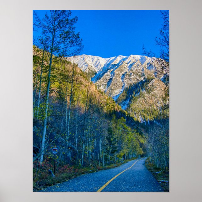 Mountain Väg / Rocky Mountain Sunrise Poster (Framsidan)