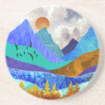 Mountain Vista Underlägg<br><div class="desc">Den här fantastiska konstruktionen skildrar ett färgstarkt bergslandskap med puffig grumlig himmel och rullande backe i fetstilt struktur och färg som blått,  teal,  cyan,  guld och orange.</div>