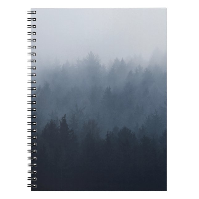 MOUNTAIN WITH SKOEST IN FOG ANTECKNINGSBOK (Framsidan)