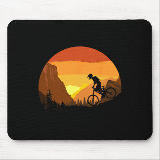 Mountainbikeåkning Retro Solnedgång Stig Cyklist Musmatta