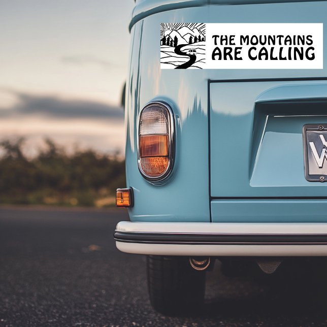 MOUNTAINERNA KALLAR FÅGELSÖKANDE RVing Bildekal (THE MOUNTAINS ARE CALLING vanlife camper RVing Bumper Sticker
)