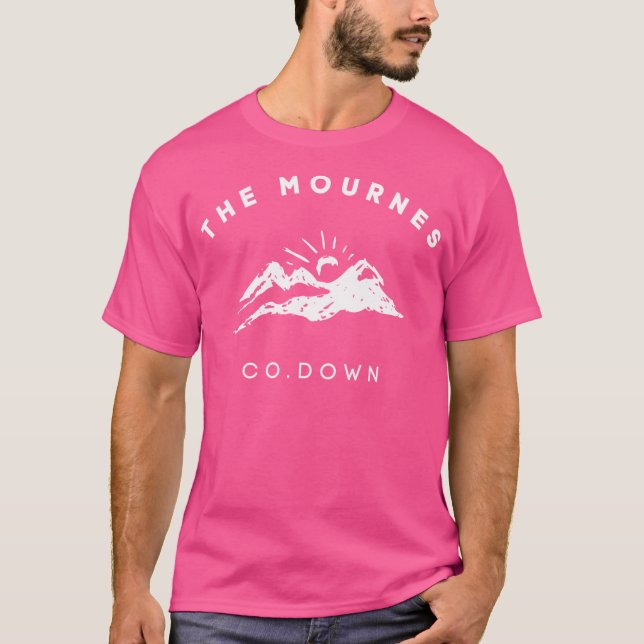 Mourne Mountains Northern Ireland Co.D. T Shirt (Framsida)