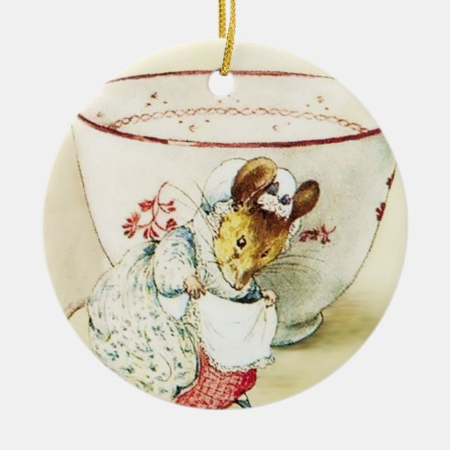 “Mouse Seamstress and Teacup” by Beatrix Potter Julgransprydnad Keramik (Framsidan)