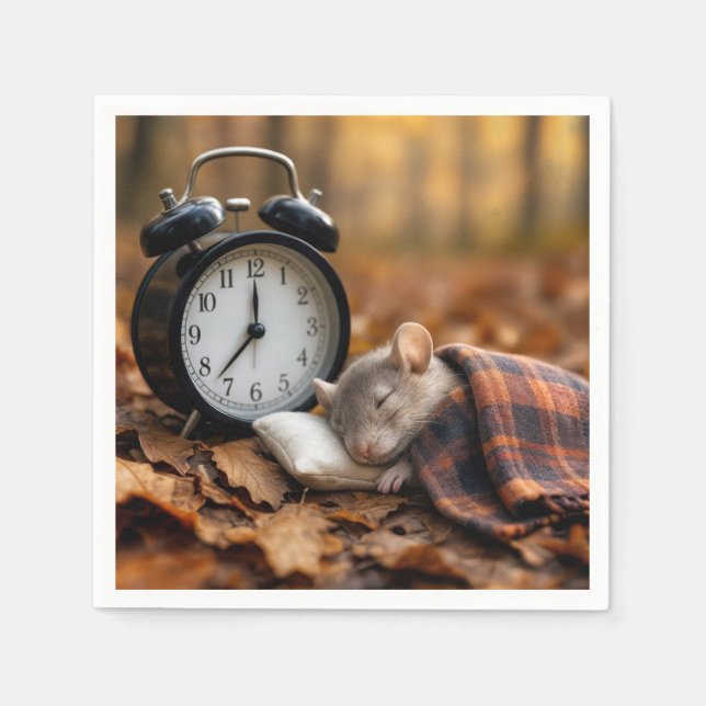 Mouse Sleeping By an Alarm Clock Pappersservett (Framsidan)