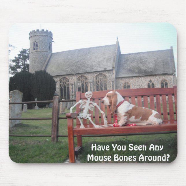 Mousepad med basset hound i den vackra kyrkan musmatta (Framsidan)