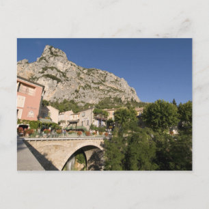 Moustiers-Sainte-Marie, Provence, Frankrike. Vykort