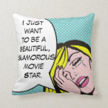 Movie Star Pop Art Dekorativ kudde<br><div class="desc">Gråt mig en flod! Den här tecknaden inspirerade bok till design med en känslosam ung kvinna och en bubbla i tal som lyder: "Jag vill bara vara en vacker, glamorös filmstjärna." Kvinnan och tal bubblan är på akvatisk bakgrund. Baksidan av kudden är akvat och vitt polka dots. Livet kanske inte...</div>