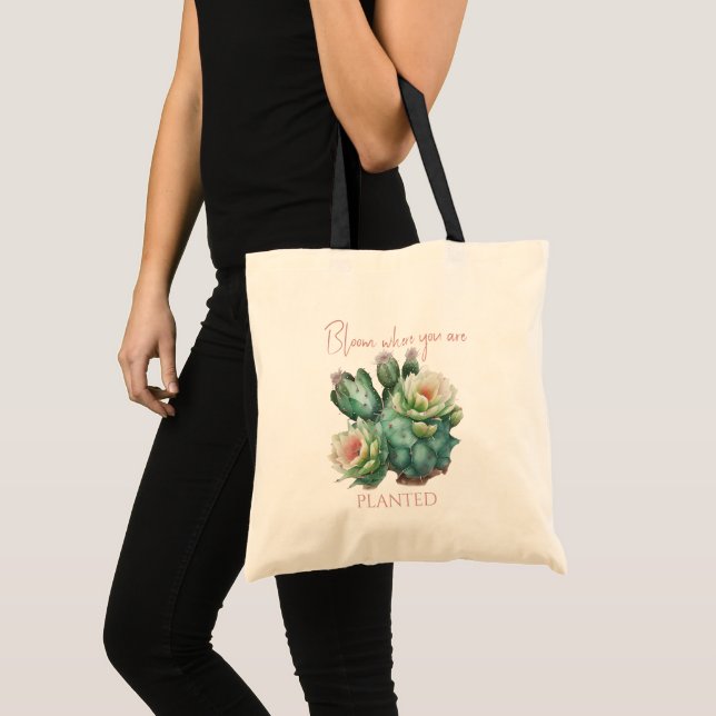Moving Cactus Bloom Where You are Planted Tygkasse (Framsida (produkt))