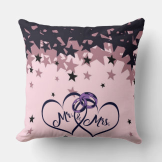 Mr and Mrs Wedding Throw Pillow with Star Backgrou Kudde