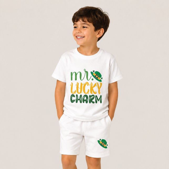 Mr Lucky Charm St. Patrick's Day T-Shirt (Skapare uppladdad)