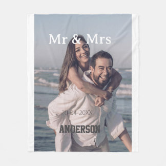 Mr & Mrs add family name photo date wedding family Fleecefilt