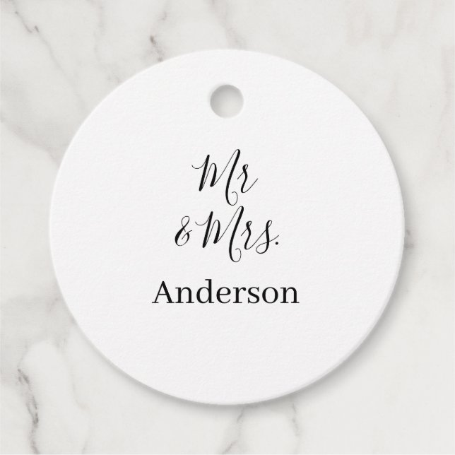 Mr & Mrs add family namn date year bröllopsförmån  Gåvor Etiketter (Framsida)
