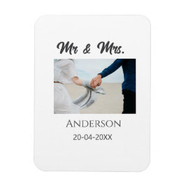Mr & Mrs add family namn date year bröllopsförmån  Magnet