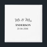 Mr & Mrs add family namn date year bröllopsförmån  Magnet<br><div class="desc">utformning</div>
