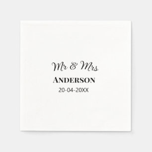Mr & Mrs add family namn date year bröllopsförmån  Pappersservett