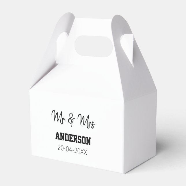 Mr & Mrs add family namn date year bröllopsförmån  Presentaskar (Framsidan Sidan)